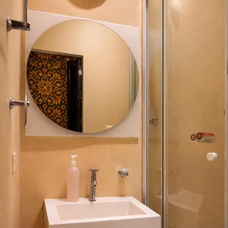 Seven Nights Hostel Cartagena-2